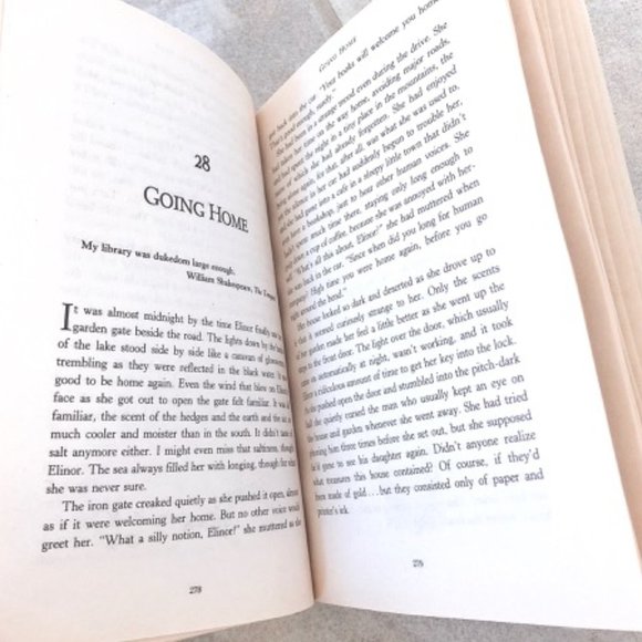 INKHEART by Cornella Funke - Picture 2 of 4